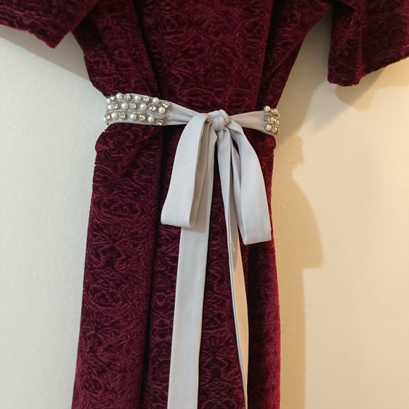 Christmas dress feels like velvet round neck